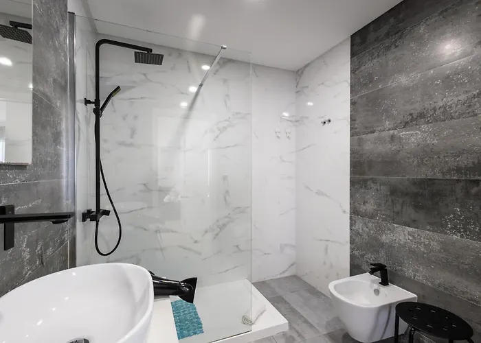 - By Smarthomes * São Martinho do Porto